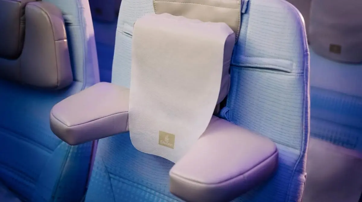 Авіакомпанія Emirates запроваджує революційні підголівники для пасажирів економкласу, - ЗМІ 1 Гранд тур Авіакомпанія Emirates запроваджує революційні підголівники для пасажирів економкласу, - ЗМІ