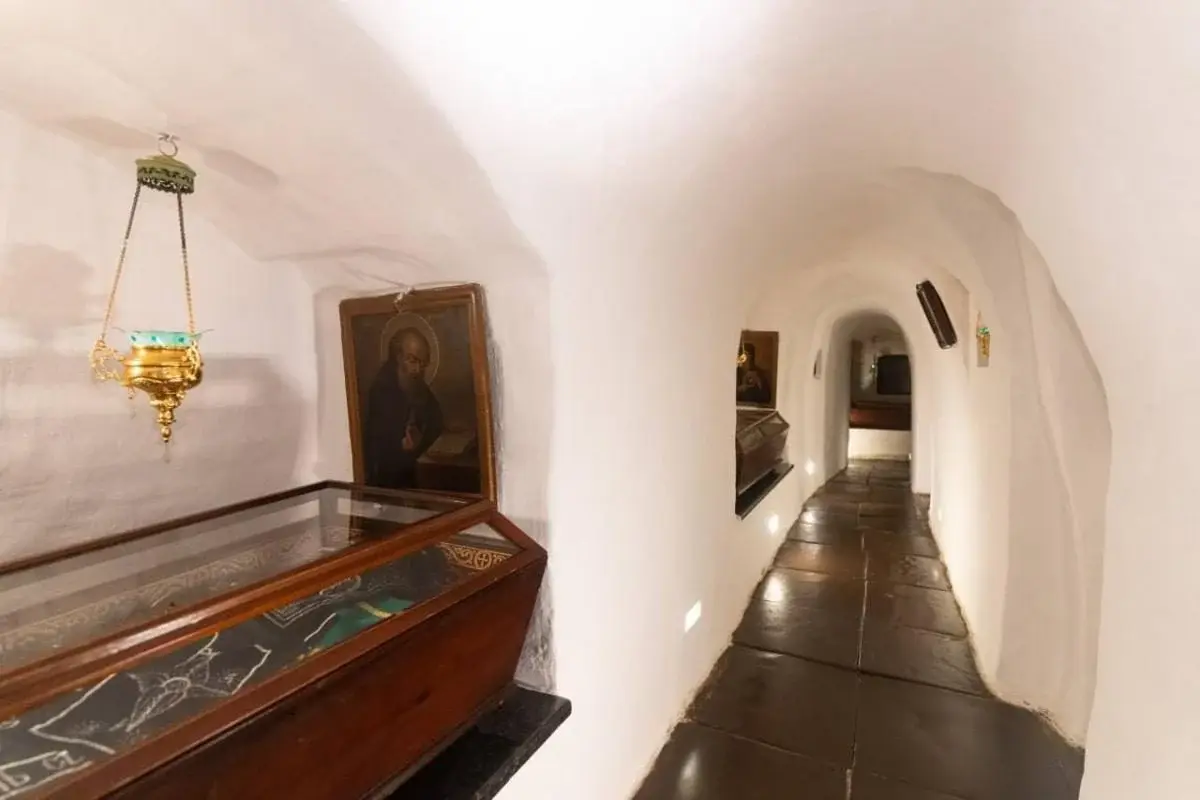 Ближні печери Києво-Печерської лаври тепер відкриті для відвідувачів (фото) 2 Гранд тур Ближні печери Києво-Печерської лаври тепер відкриті для відвідувачів (фото)