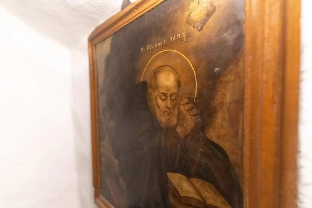 Ближні печери Києво-Печерської лаври тепер відкриті для відвідувачів (фото) 4 Гранд тур Ближні печери Києво-Печерської лаври тепер відкриті для відвідувачів (фото)