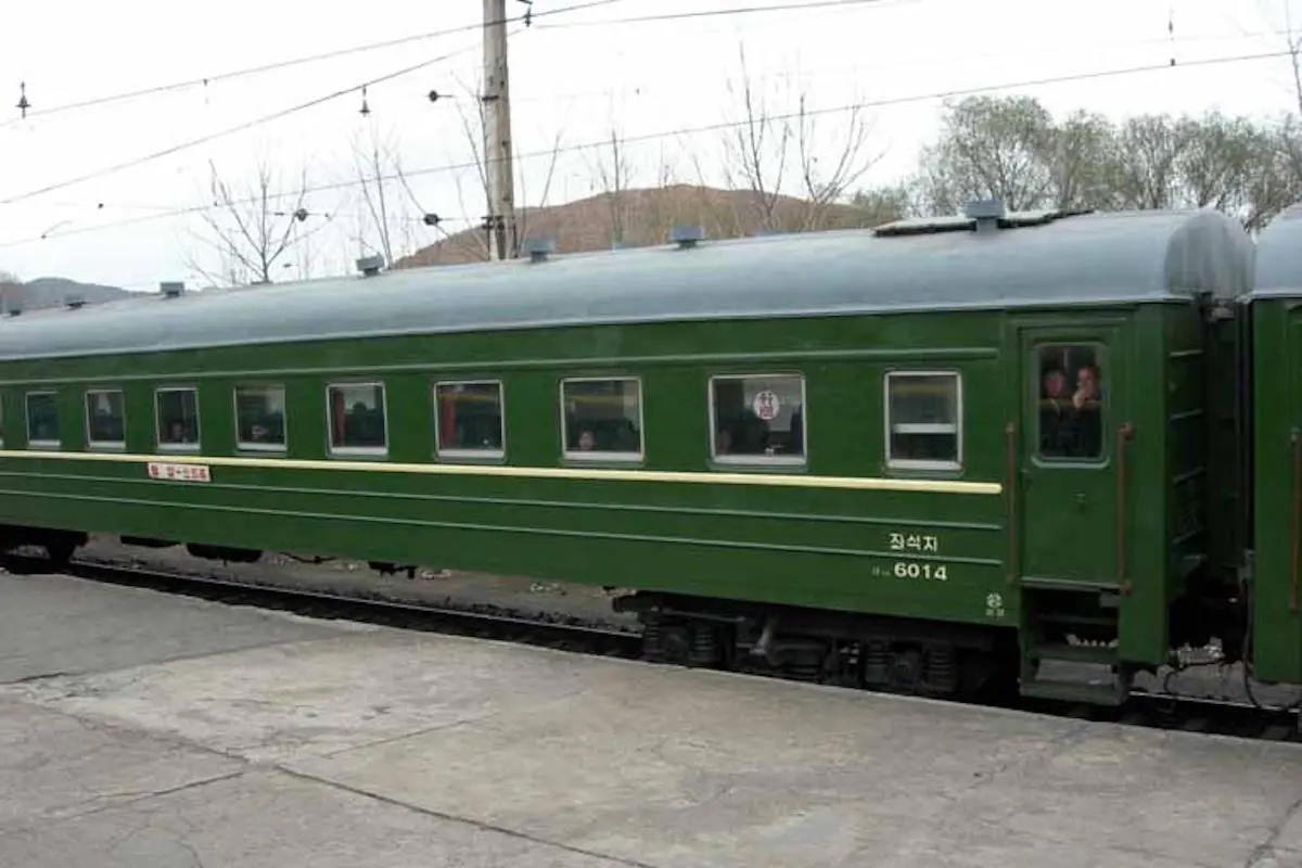 До Північної Кореї знову можна потрапити з території Китаю, але є нюанс, – ЗМІ 1 Гранд тур До Північної Кореї знову можна потрапити з території Китаю, але є нюанс, – ЗМІ