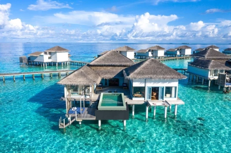 Йога на світанку з видом на океан: огляд Raffles Maldives Meradhoo Resort 5 Гранд тур