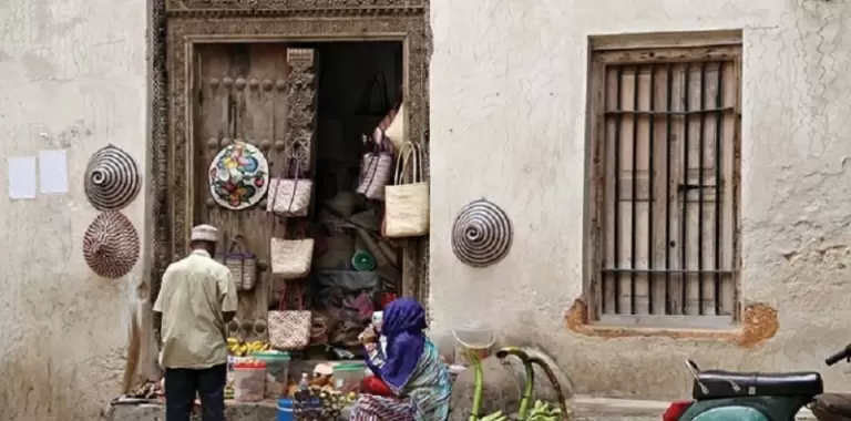 Лайфхаки для подорожі Занзібаром: як зробити Ваш відпочинок незабутнім 🏝️✨