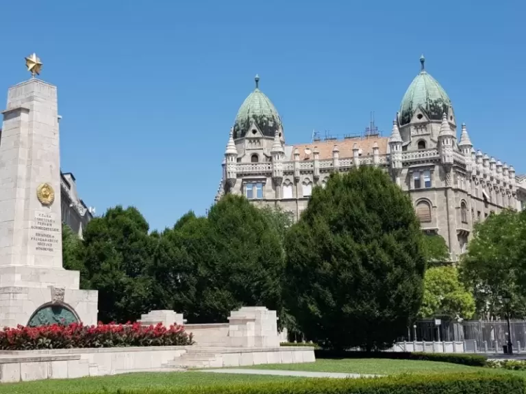 Майже Імператорське місто: гайд по Будапешту-дивимося Пешт