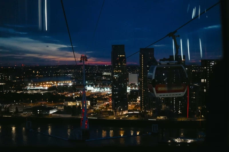 Вид з оглядового майданчика Sky Garden на нічний Лондон