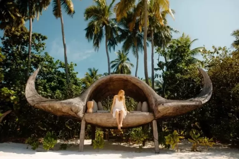 Музей сучасного мистецтва під відкритим небом: готель Joali Maldives