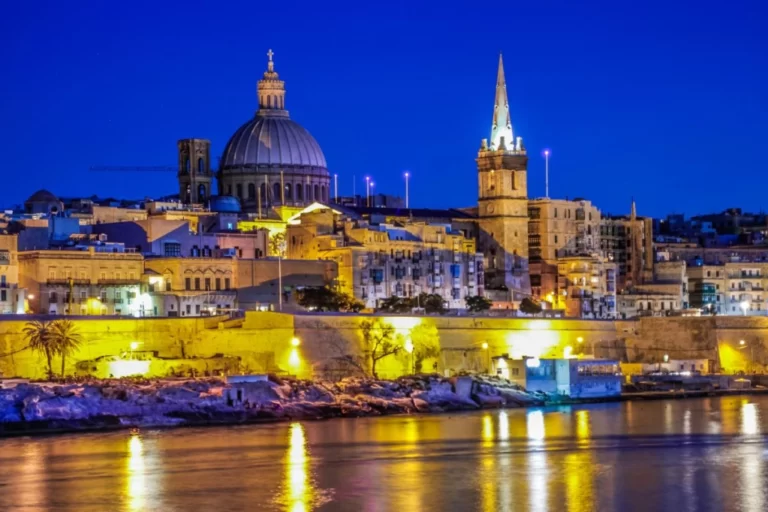 Обійшла Париж і Лісабон: туристи назвали найкрасивішу столицю світу 47 Гранд тур