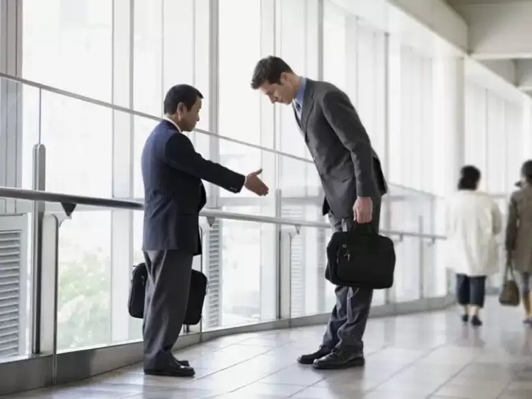 Особливості бізнес-етикету в різних країнах