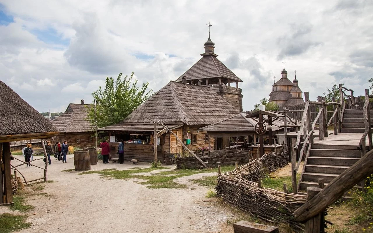 Острів Хортиця 11 Гранд тур