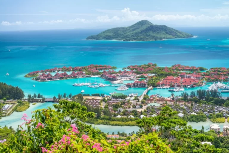 Eden Yacht Marina (Mahe isl.) – National Park St. Anna (3 м. милі – 30 хвилин)