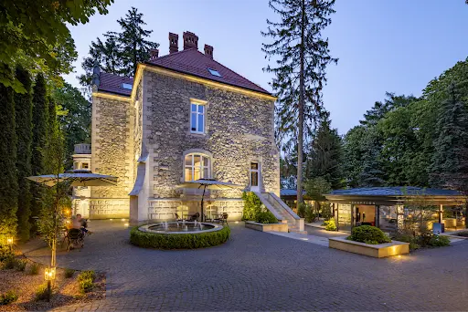 Подорож у Львів: де точно слід побувати? 2 Гранд тур Подорож у Львів: де точно слід побувати? 1 Гранд тур