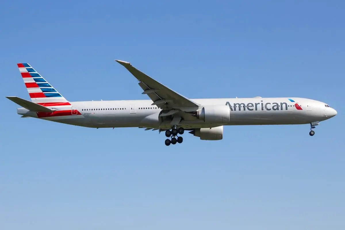 American Airlines оновила Boeing 777: розкішний бізнес-клас та скасування першого класу 1 Гранд тур Польоти не для бідних: American Airlines показала розкішний салон оновленого Boeing-777