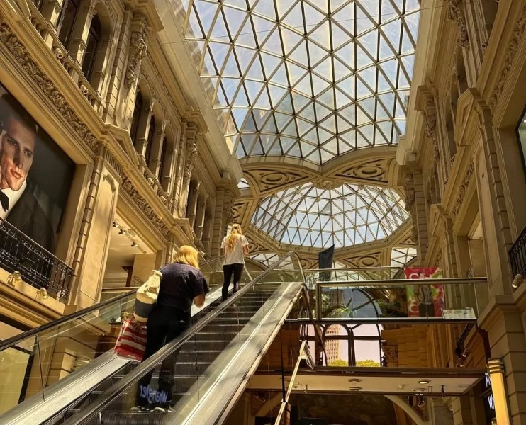 Пристрасне танго, соковиті стейки, неймовірна архітектура: гайд по дивовижному Буенос-Айресу 12 Гранд тур Пристрасне танго, соковиті стейки, неймовірна архітектура: гайд по дивовижному Буенос-Айресу 11 Гранд тур