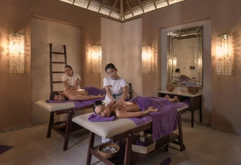 Розкішний перепочинок від швидкості життя: Emerald Maldives Resort & SPA 7 Гранд тур