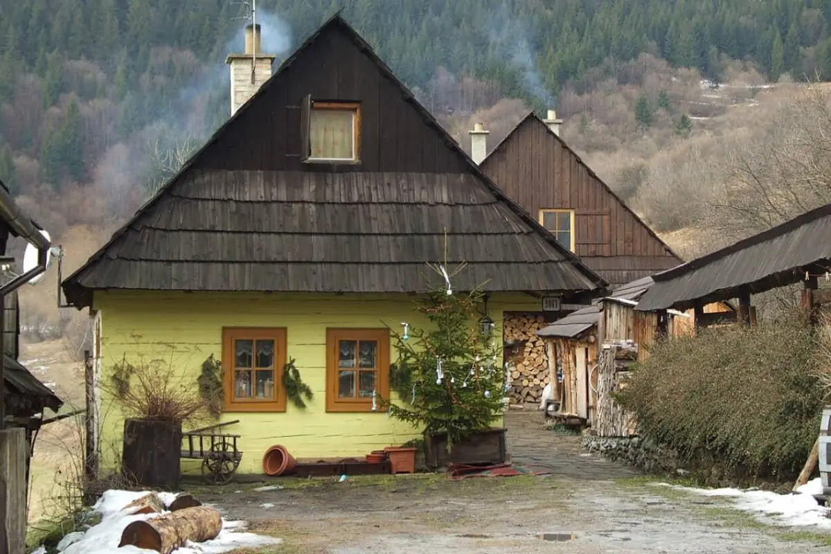 Село, де живуть лише 17 осіб, просить вилучити його зі списку ЮНЕСКО: яка причина 1 Гранд тур Село, де живуть лише 17 осіб, просить вилучити його зі списку ЮНЕСКО: яка причина