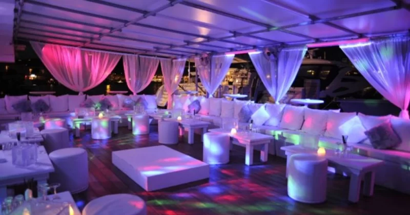 Сен-Барт: як зустріти Новий рік на острові знаменитостей 8 Гранд тур Сен-Барт: як зустріти Новий рік на острові знаменитостей 7 Гранд тур