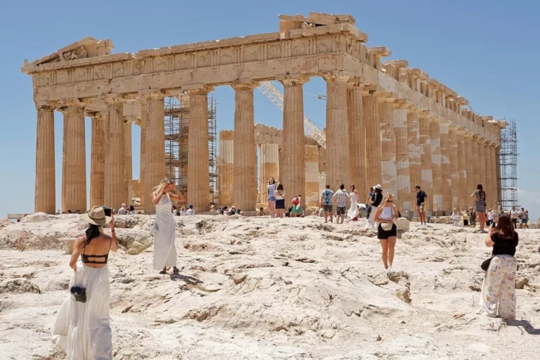 Символ європейської цивілізації вперше за покоління можна побачити у первісному вигляді 4 Гранд тур