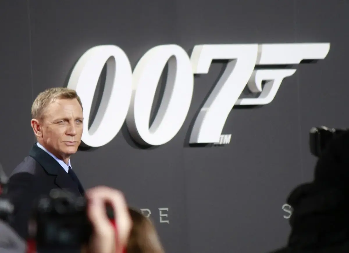 Слідами агента 007: найкращі локації з фільмів про Джеймса Бонда, які варто відвідати 1 Гранд тур Слідами агента 007: найефектніші локації з фільмів про Джеймса Бонда, які можна відвідати