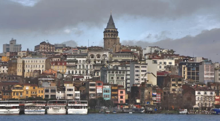 Як зорієнтуватися у Стамбулі 30 Гранд тур