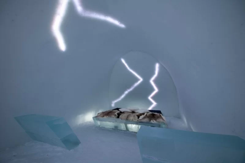 Арт-люкс в готелі Icehotel