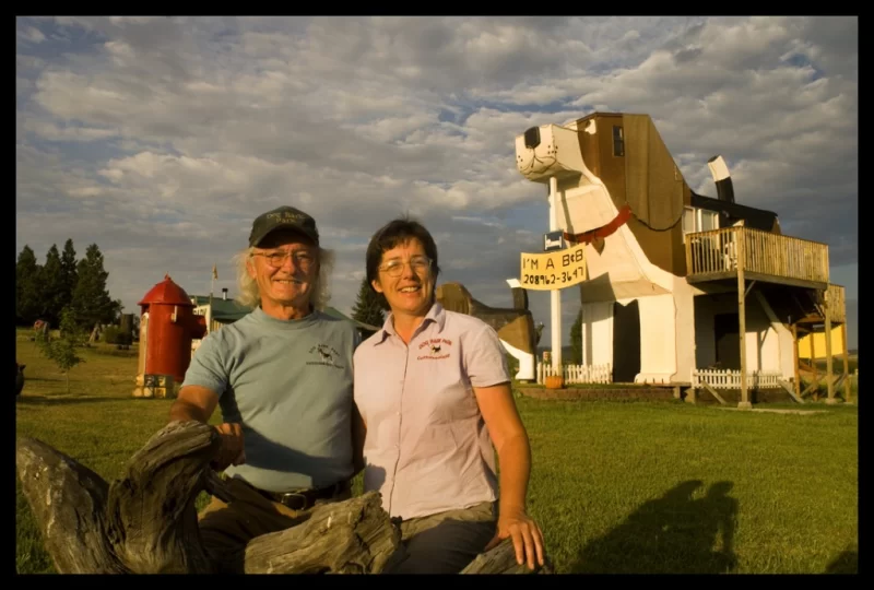Готель Dog Bark Park Inn у формі собаки