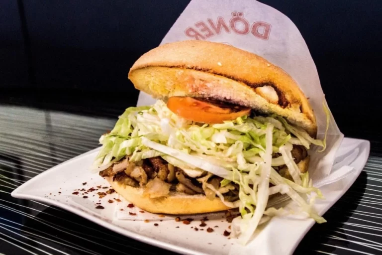 Трирічну суперечку через фастфуд між Туреччиною та Німеччиною офіційно закінчено, - Bild 28 Гранд тур