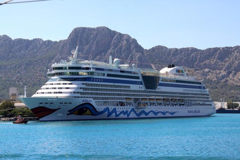 Туристка дала 5 неочевидних порад для новачків на круїзному лайнері 18 Гранд тур