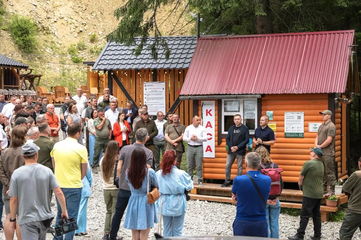 У Карпатах запустили перший електронний квиток для національних парків: першим став маршрут на гору Хом'як 1 Гранд тур У Карпатах запустили перший електронний квиток для національних парків: першим став маршрут на гору Хом'як