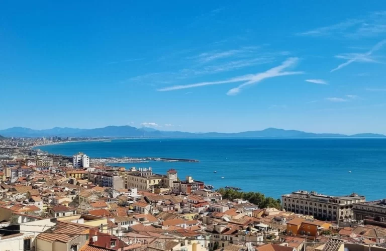 "Варто побачити хоча б раз у житті": названо містечко в Італії з неймовірними краєвидами 35 Гранд тур