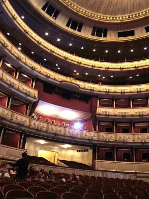 Віденська Опера 39 Віденська Опера 39