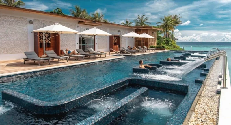 Відпочинок на особистому острові: огляд готелю Waldorf Astoria Maldives Ithaafushi 5 Гранд тур