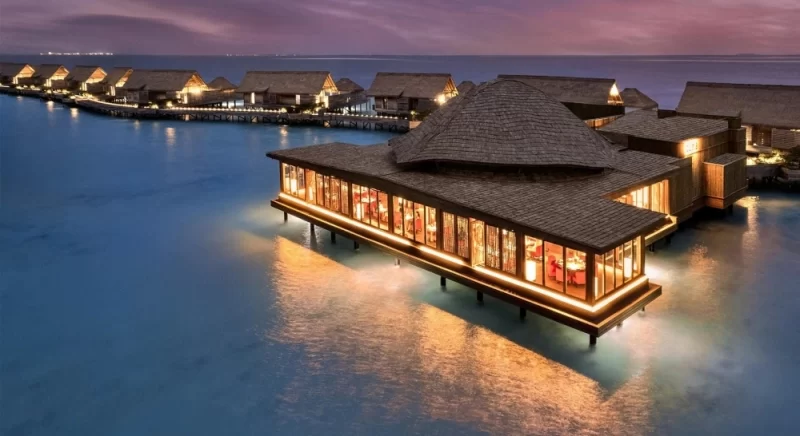 Відпочинок на особистому острові: огляд готелю Waldorf Astoria Maldives Ithaafushi 15 Гранд тур