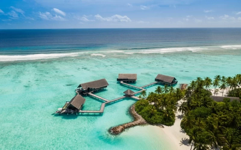 Відпочинок з турботою про екологію: One & Only Reethi Rah
