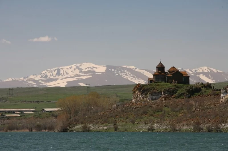 Вірменський Севан: коли і моря не потрібно 9 Гранд тур