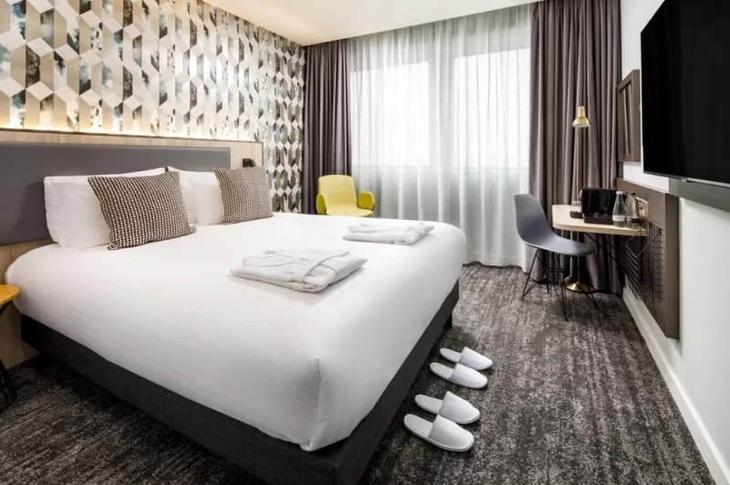 Затишний номер в готелі Mercure