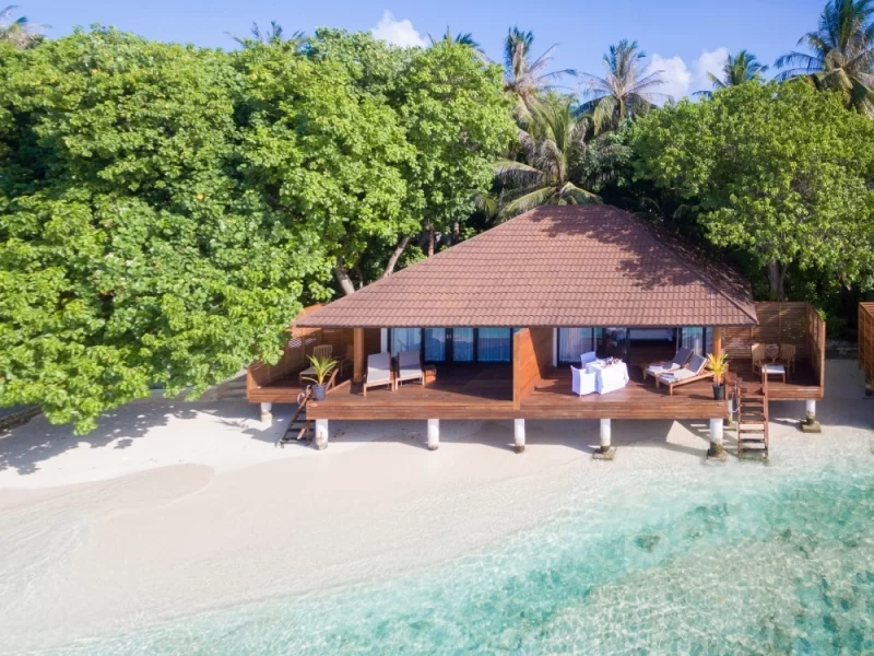 Вивчіть океан на напівпідводному човні: огляд Lily Beach Resort and Spa 3 Гранд тур